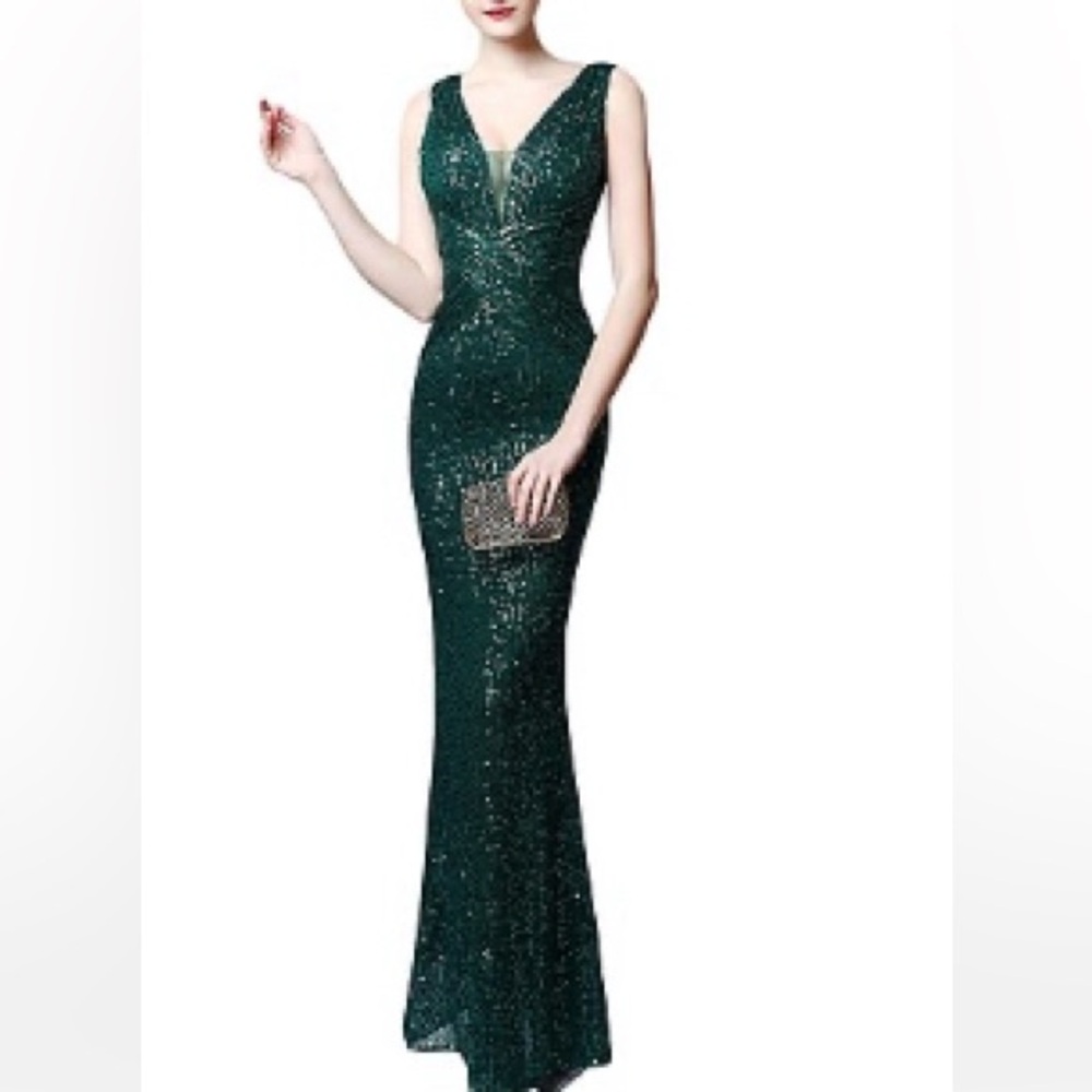 Elegant Green Evening Gown